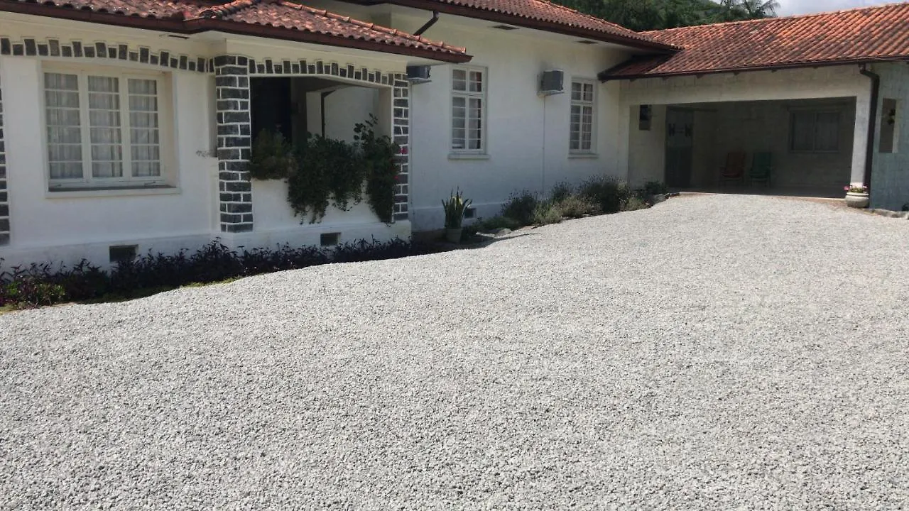 Pousada Borboleta Benedito Novo Inn